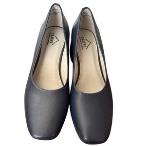 Cliffs by WHITE MOUNTAIN Navy Flats-Size 9M-NWOT